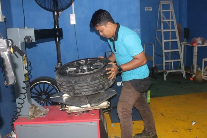 azzuri tayar dan bateri