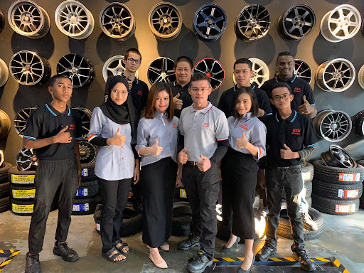 HKN Auto Service Centre, Labis