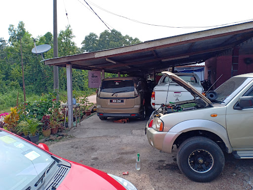 Pandaworks auto service