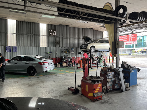 Sin Lee Car & Tyre Services