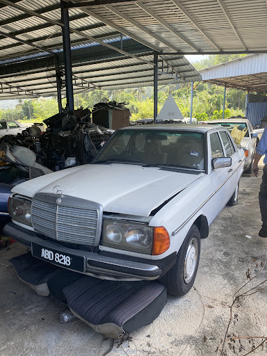 Pusat Servis Kereta Yee Wah Motor