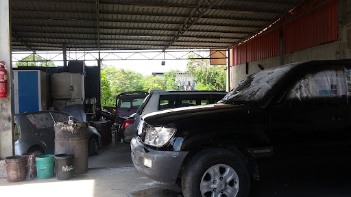 NEW KOLOMBONG AUTO Workshop