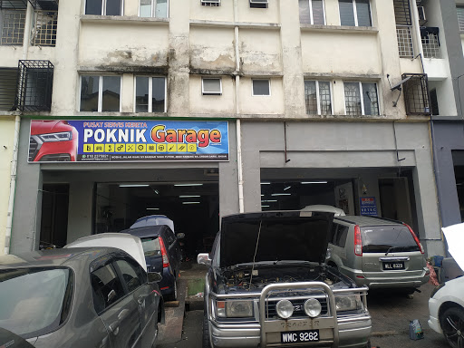 Poknik Garage