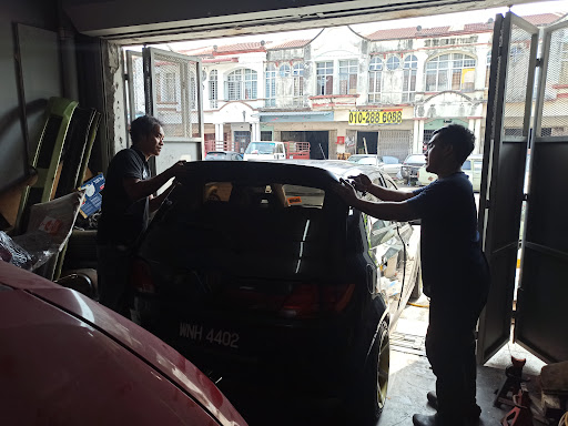 Dell Cun Auto Osman Baba
