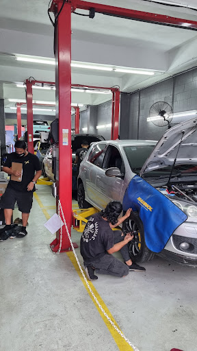 Volks Maniac Garage