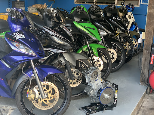 Mie Garage