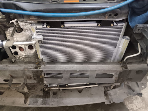 YI FENG CAR AIRCON SERVICE CENTRE