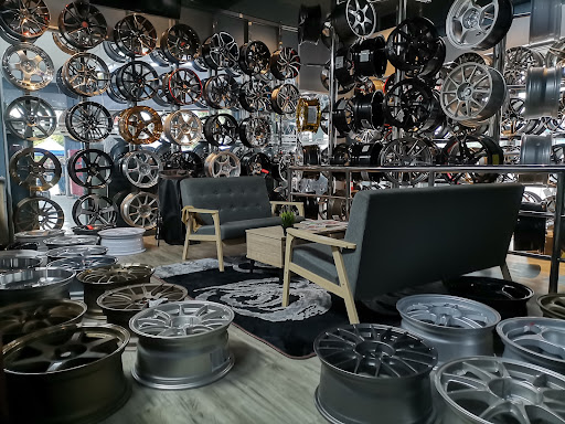 Castrol Auto Service Workshop - HKN AUTO SERVICE CENTRE (SEGAMAT)