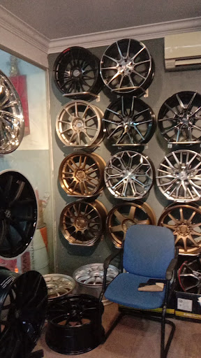 G-Max Auto Service Centre