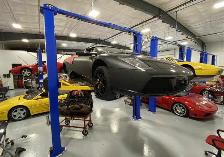 premium car workshop