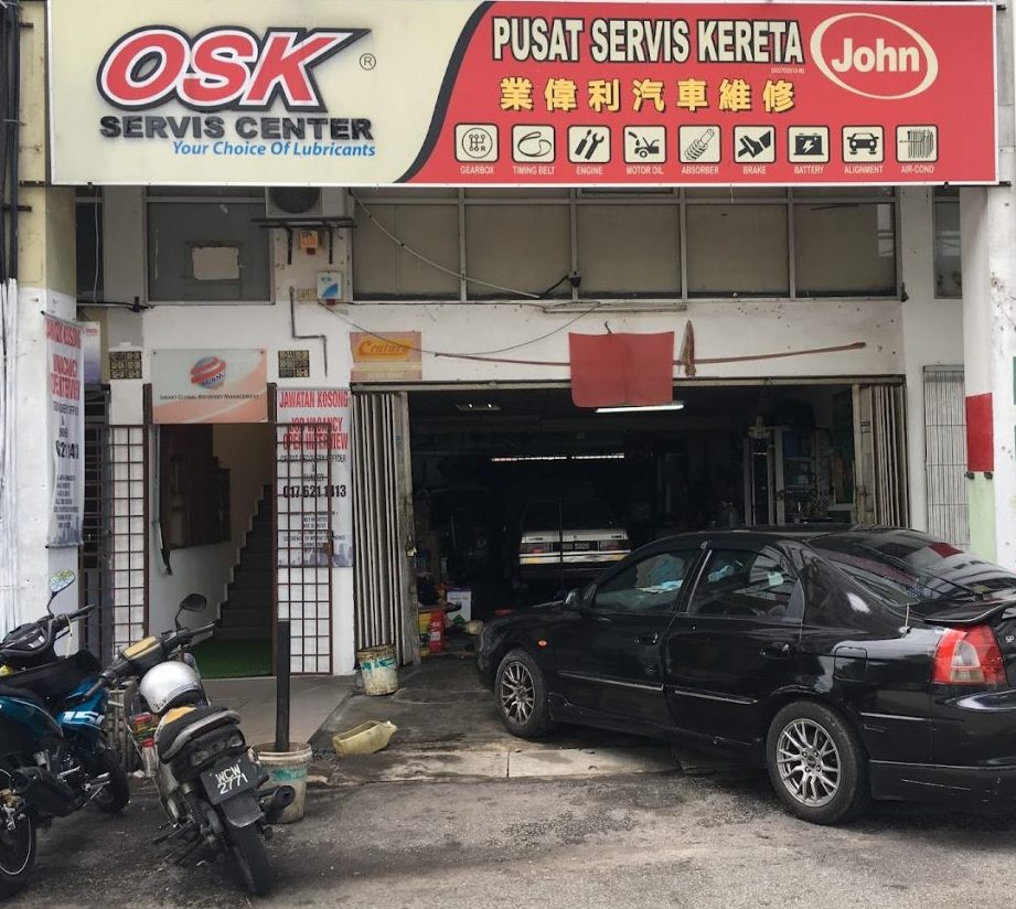 pusat servis kereta sinly
